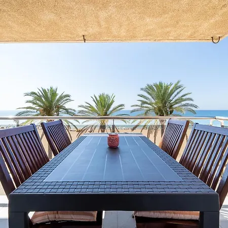 Coral Beach By Pat Calafell Exterior photo